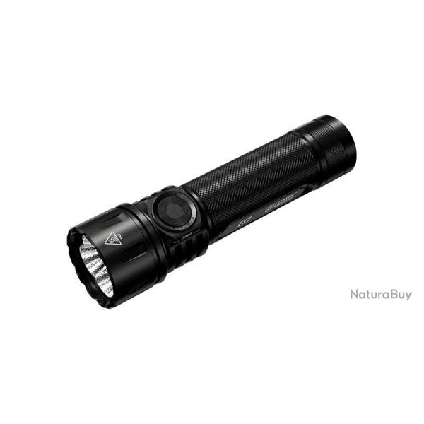 Lampe torche Nitecore EX7 6 000 lumens port�e 500 m - Noir