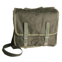 Musette de l'arm&eacute;e polonaise avec bandouli&egrave;re, stock ancien - Autre