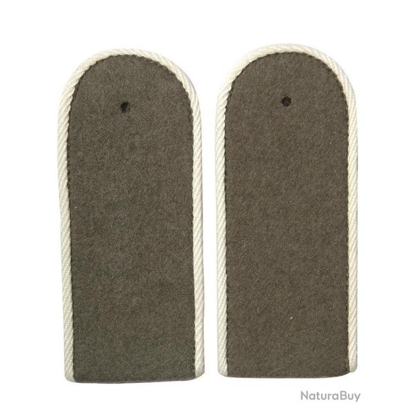 Pattes d'�paule de soldat est-allemand, variante - Blanc
