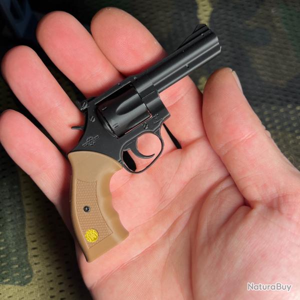 Reproduction miniature Manurhin MR73