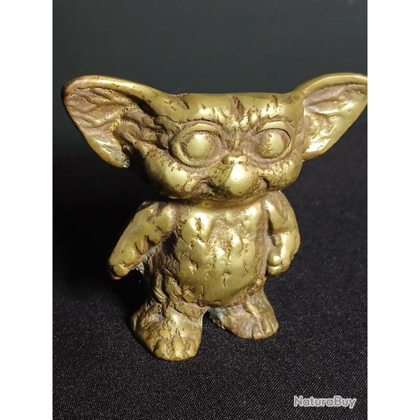 Magnifique sculpture de Gizmo, le c�l�bre Mogwai du film culte Gremlins