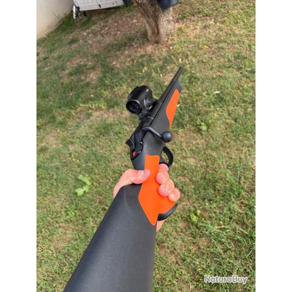Blaser r8 orange et noir 9.3x62 canon 47 filet�