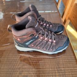 Chaussures de randonn&eacute;e / chasse Merrell Crosslander Mid Waterproof - Taille 38 - &Eacute;tat neuf