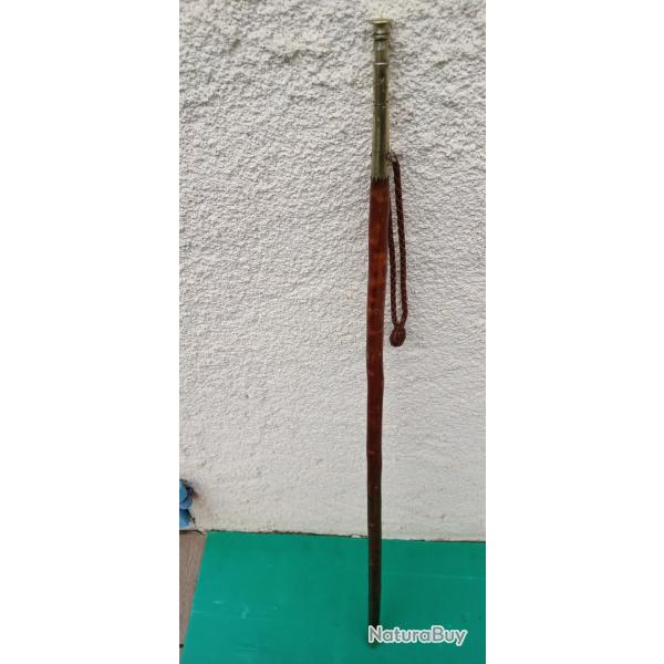 ANCIEN MAKILA  EXCEPTIONNEL PAR SA REALISATION  .  BATON DE MARCHE BASQUE  .  COLLECTOR  .