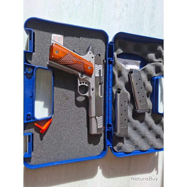 Smith&Wesson serie E