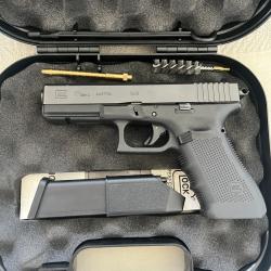 itre de l'annonce sugg&eacute;r&eacute; : Glock 17 Gen 4 - Calibre 9x19 (9mm Luger) - Parfait &eacute;tat / Peu tir&eacute;