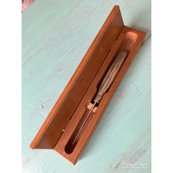 Couteau d'office artisanal Laguiole livr� dans une superbe boite en bois massif