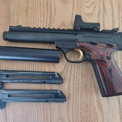 BROWNING "Buck Mark Fiel Target".22LR.15cm.
