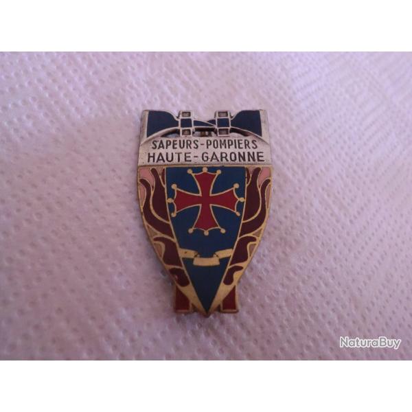 insigne  sapeurs pompiers haute garonne /  drago paris