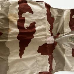 Chemise G.A.O pm bariol&eacute;e sable, sans manches. Arm&eacute;e fran&ccedil;aise - 2015 - taille 104