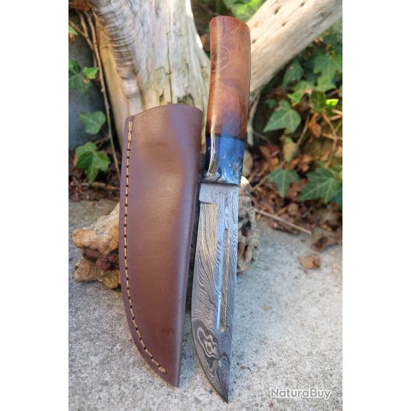 Puukko XL Couteau Damas Lame 256 Couches Trailing Point Manche Bois Fabr Artisanale Etui Cuir