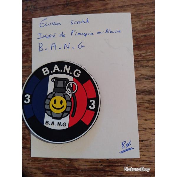 �cusson scratch inspirer de l'imagerie militaire b a n g