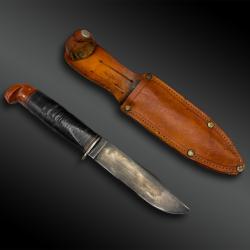 COUTEAU appel&eacute; &laquo; Baby Shark &raquo; sign&eacute; Western - XX&egrave;me si&egrave;cle - Etats-Unis