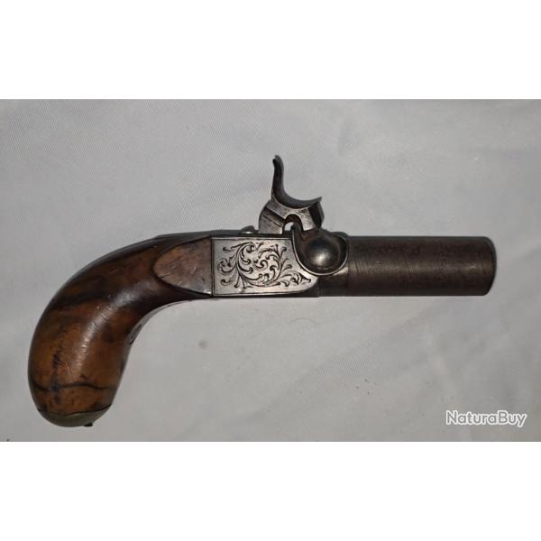 Pistolet ancien � percussion XIX si�cle Grav�  Crosse bois