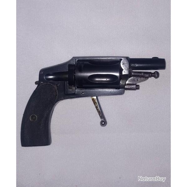R�volver Hammerless 6mm Bulldog V�lo dog cat.D