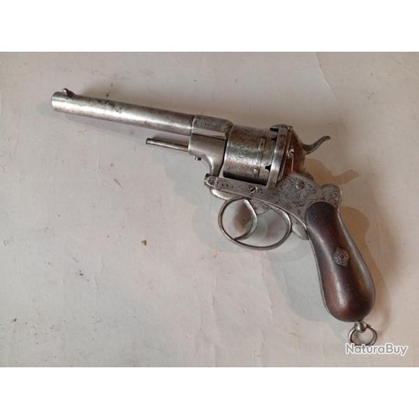 Rare revolver Lefaucheux � broche � Mire d�port�e, calibre 9 mm