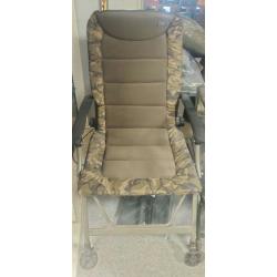 Level Chair Fox R3
