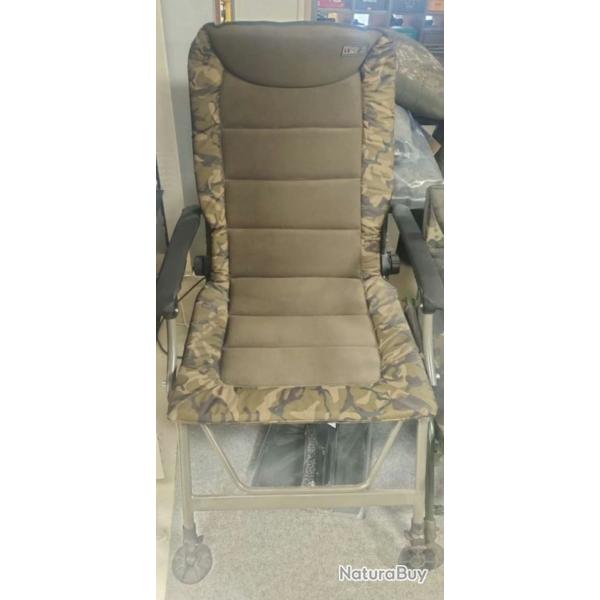 Level Chair Fox R3