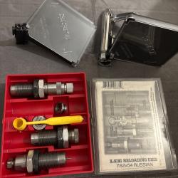 Lot rechargement Lee : Jeu d'outils 7.62x54R + Amorceur manuel Auto Prime complet