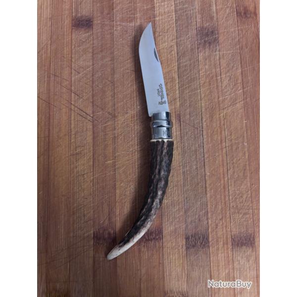 Opinel bois de cerf num�ro 8/2