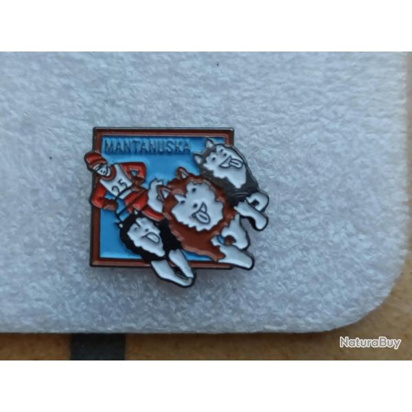 PINS COURSE DE CHIEN DE TRAINEAU HUSKY MANTANUSKA