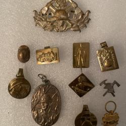 Lot broches pompier