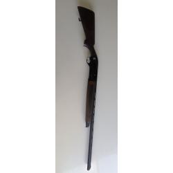 Fusil semi auto calibre 12/76 spartan