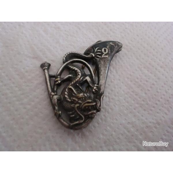 insigne 2� bataillon de chasseurs a pieds  cor a droite  / drago paris