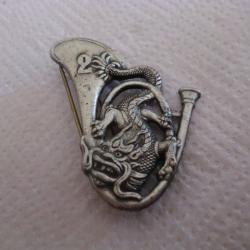 insigne 2&deg; bataillon de chasseurs a pieds  cor a gauche  / drago paris