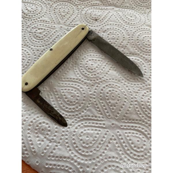 ANCIEN COUTEAU UNE LAME