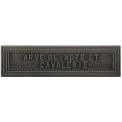 Agrafe M&eacute;daille et Barrette "Arme Blind&eacute;e et Cavalerie" Ordonnance