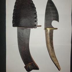 couteau de chasse en acier damas v&eacute;ritable et manche en corne