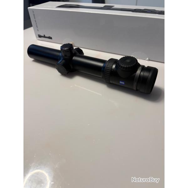 Lunette zeiss v8