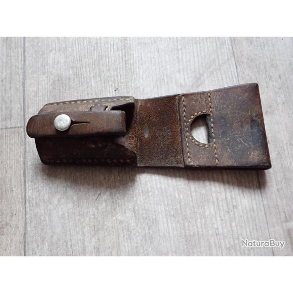 1964 : PORTE FOURREAU / GOUSSET / PORTE BAIONNETTE SUISSE FASS 57 ou K31