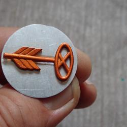 Insigne de calot, b&eacute;ret, col suisse