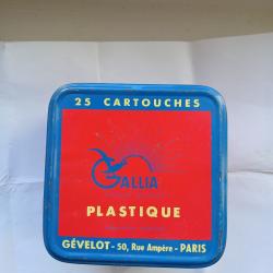 Bo&icirc;te m&eacute;tallique  de25 cartouches anciennes  GEVELOT  GALLIA  douilles  plastiques  cal 12