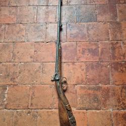 Magnifique fusil de chasse vers 1830/1860, signature A St Etienne/LIMOZIN LAMOTTE,crosse sculptee
