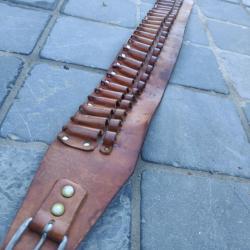 Cartouchi&egrave;re Country Vintage cuir Grande chasse