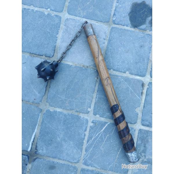 Fl�au d'arme manche cuir
