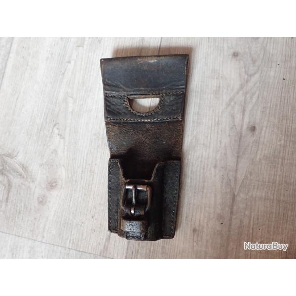 1887 Porte fourreau pour glaive, ba�onnette de fusil, mousqueton suisse Vetterli