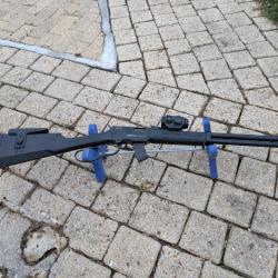 Carabine &agrave; levier sous garde avec chargeur DERYA TM22 LA .22lr canon filet&eacute; + point rouge