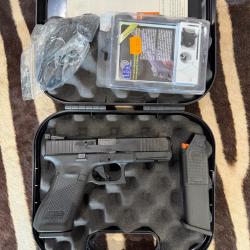 Pistolet Glock 17 GEN 5 cal. 9x19mm