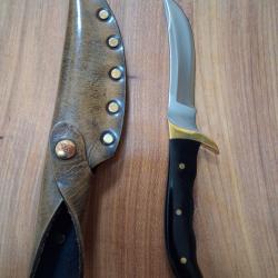 Buck "Akonua" usa &Eacute;tui en cuir &eacute;tat proche du neuf ancienne fabrication etui en cuir !!