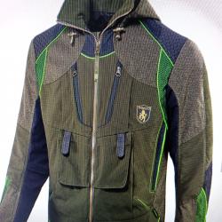 Trabaldo veste N&eacute;m&eacute;sis evo