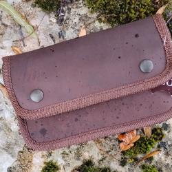 Etui cartouchi&egrave;re cuir vieilli pour 10  Balles gros calibre