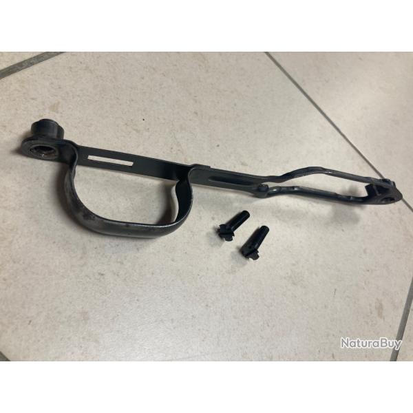 Vends sous garde + 2 vis  WALTHER G43