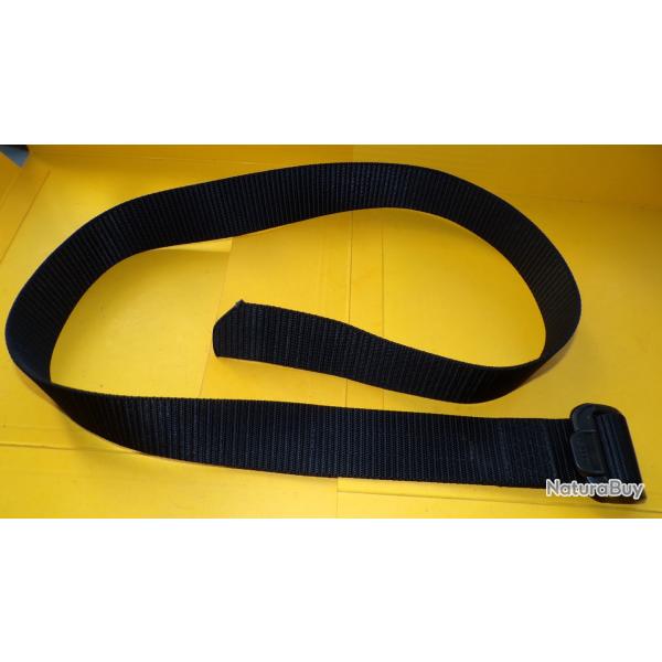 CEINTURE TDU BELT BLACK , MARQUE 5.11 MODEL 59551 , 100 % NYLON , LONGUEUR MAXI 100 CM LARGEUR 37 MM