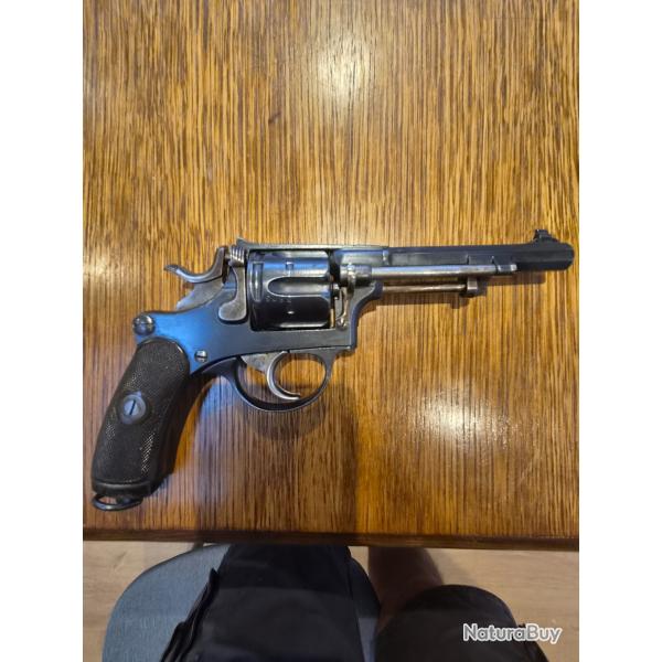 Revolver suisse Schmidt mod�le 1882 - 1893 - Calibre 7,5 mm - N� 3803