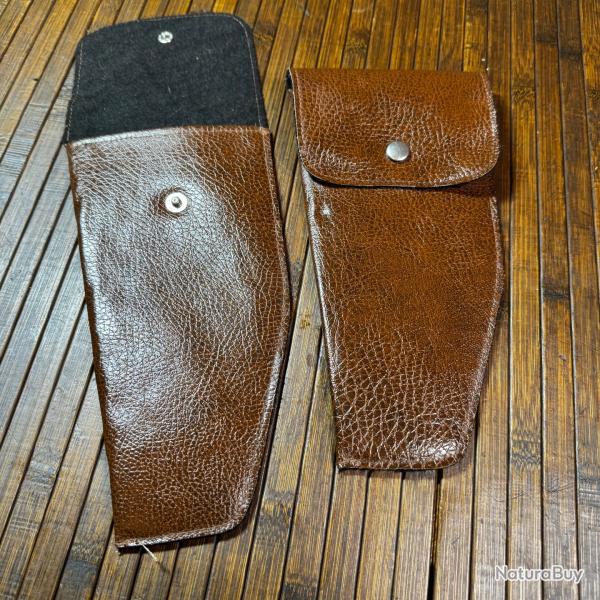 LOT DE DEUX �TUIS CUIR MARRON INT�RIEUR FEUTRINE ARME DE POING ET DIVERS