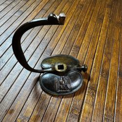 MONTURE D'&Eacute;P&Eacute;E 1852 C'AVIER A L'AIGLE CONTRE CLAVIER ARTICUL&Eacute; EN BRONZE